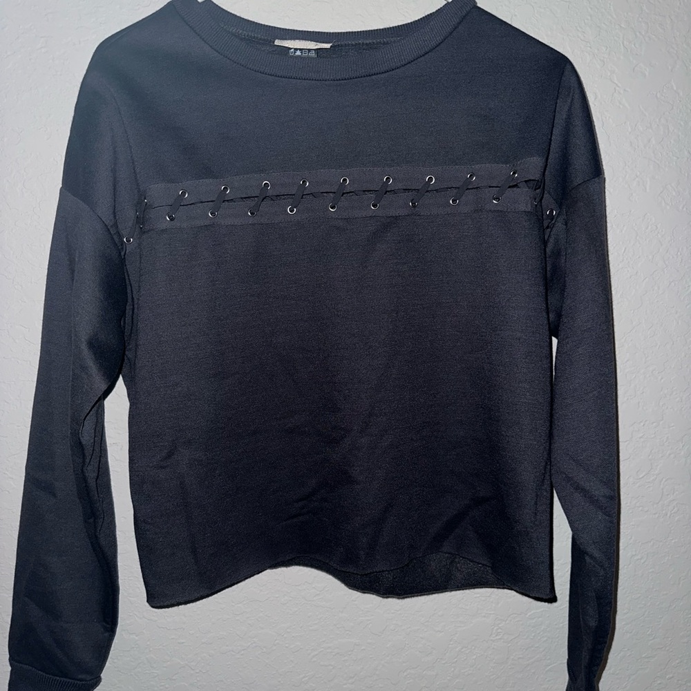 Cropped crewneck